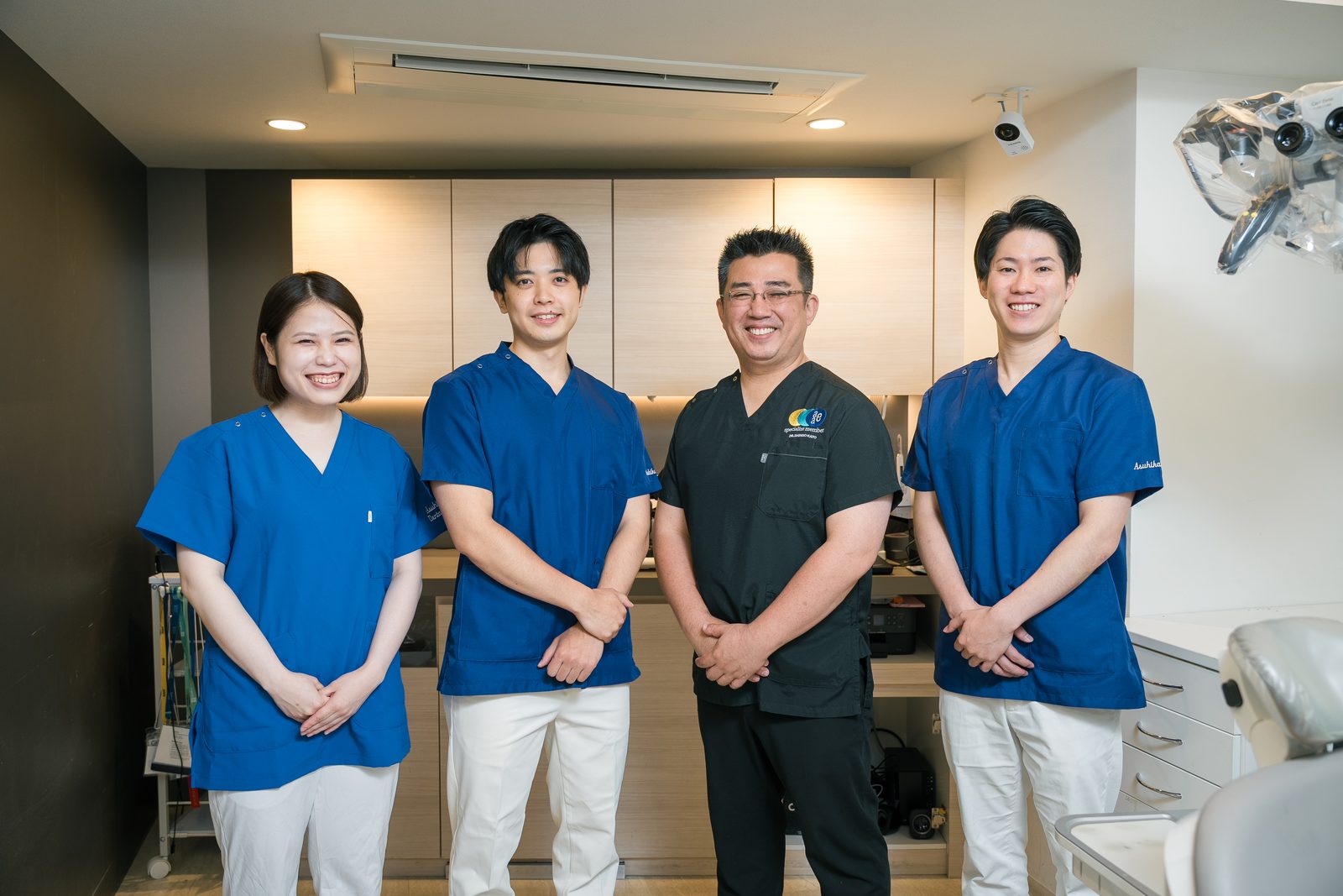 アスヒカル歯科の歯科医師